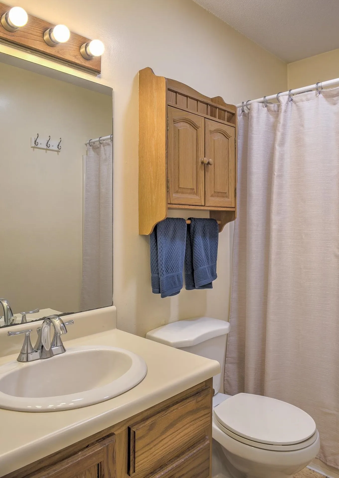 41 Perry Lane Swanzey NH 03446
