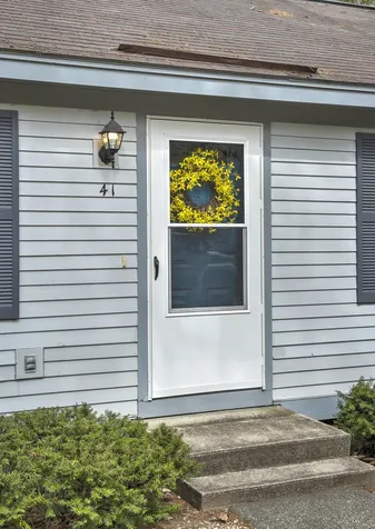 41 Perry Lane Swanzey NH 03446