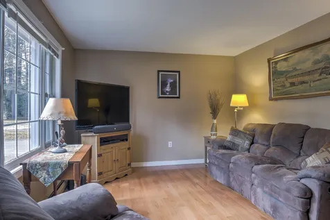 41 Perry Lane Swanzey NH 03446