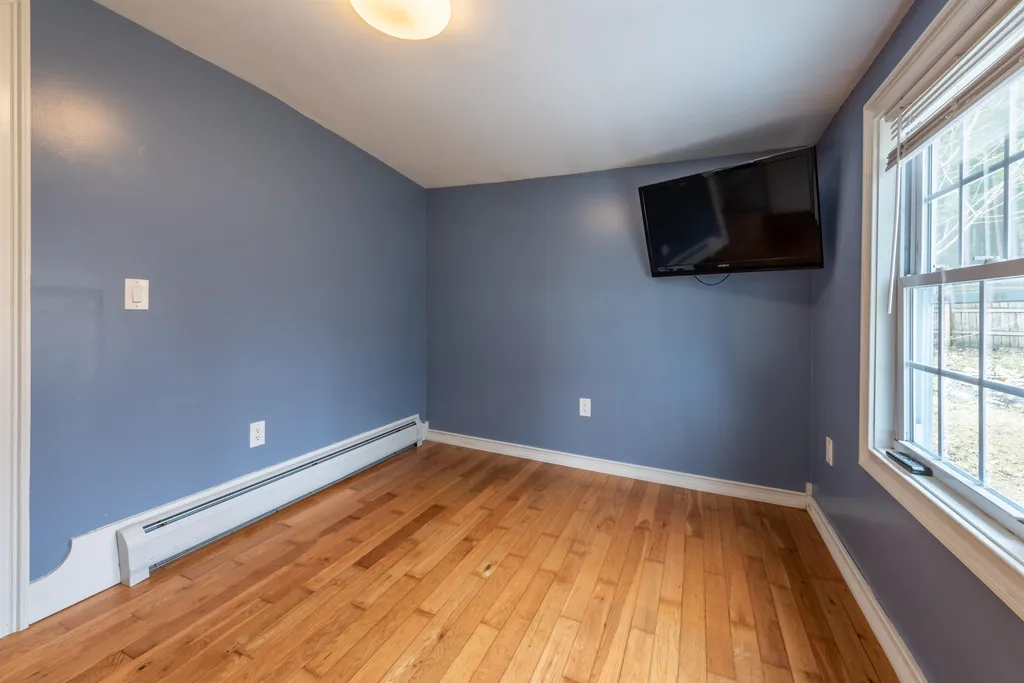 26 Lake Street Enfield NH 03748