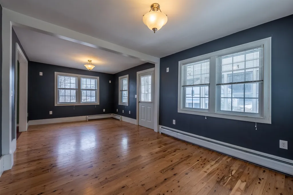 26 Lake Street Enfield NH 03748