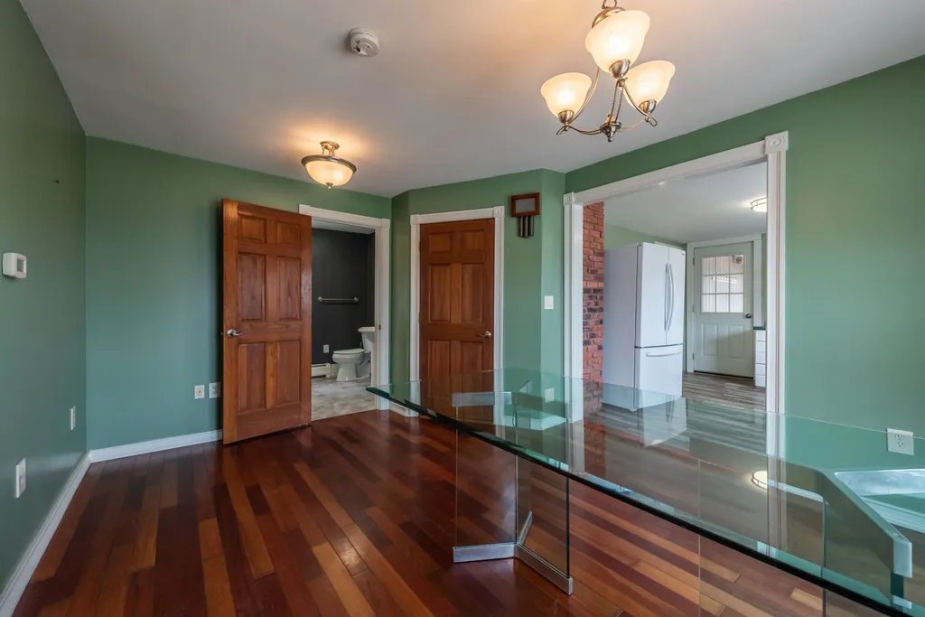 26 Lake Street Enfield NH 03748