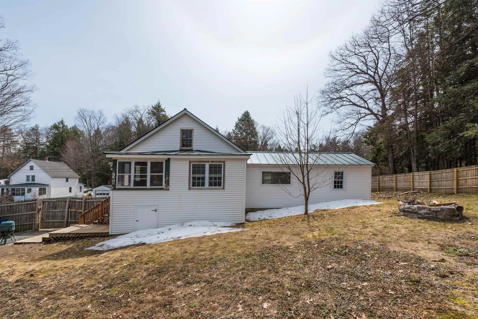 26 Lake Street Enfield NH 03748