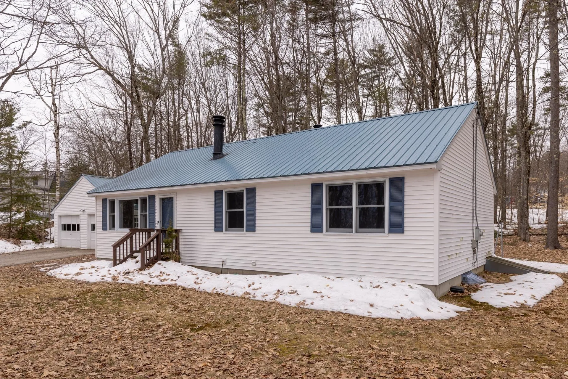 5 Woodcrest Drive Ossipee NH 03864