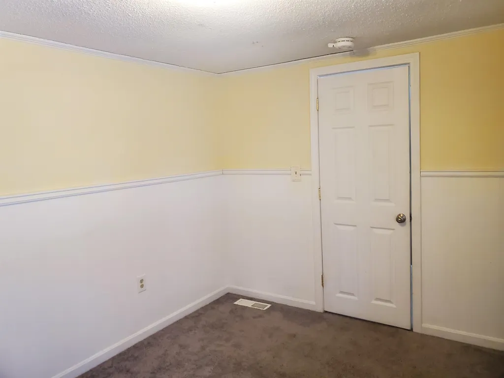 139 Canaan Street Canaan NH 03741