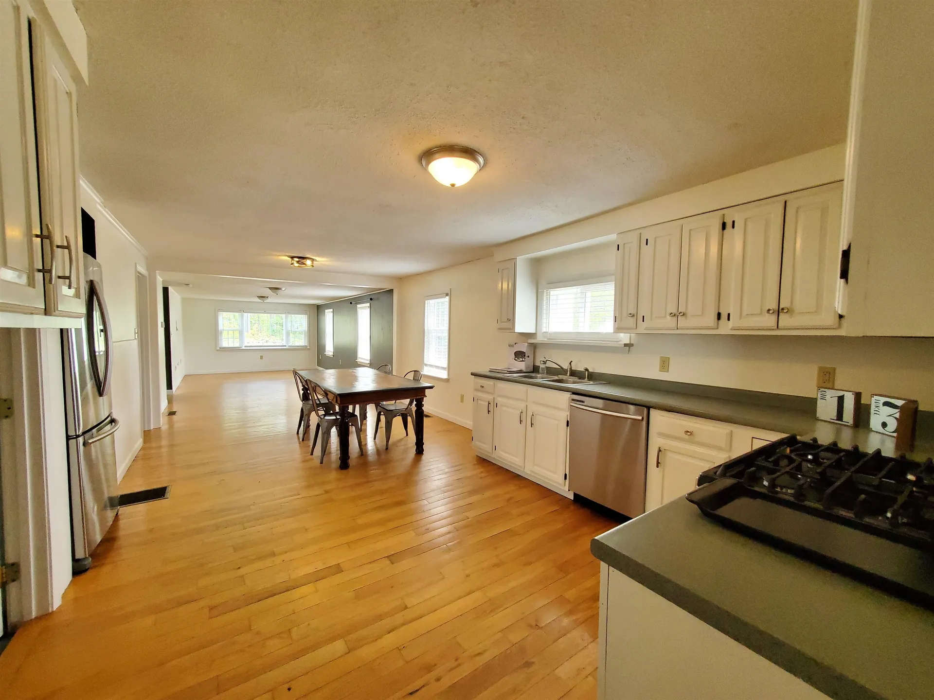139 Canaan Street Canaan NH 03741