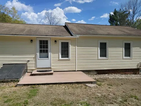 139 Canaan Street Canaan NH 03741