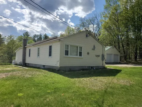 139 Canaan Street Canaan NH 03741