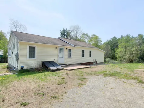 139 Canaan Street Canaan NH 03741