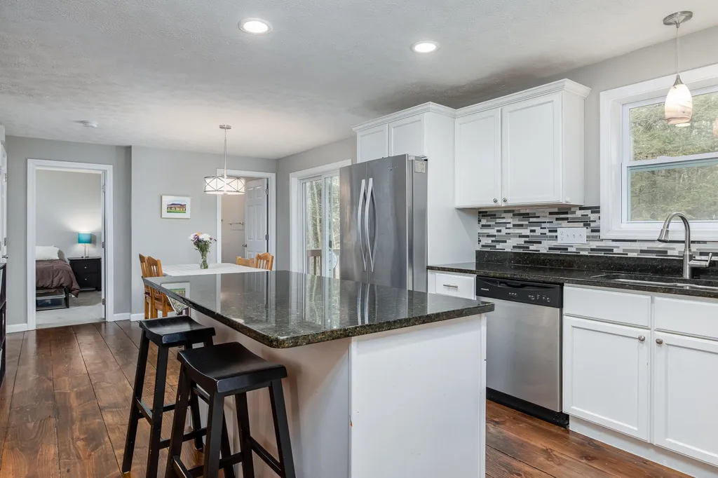 382 Clark Hill Road New Boston NH 03070