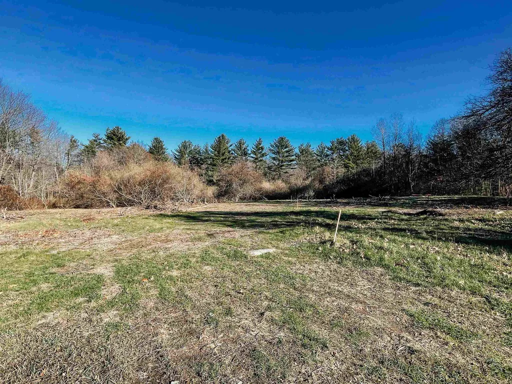 358 Island Pond Road Derry NH 03038
