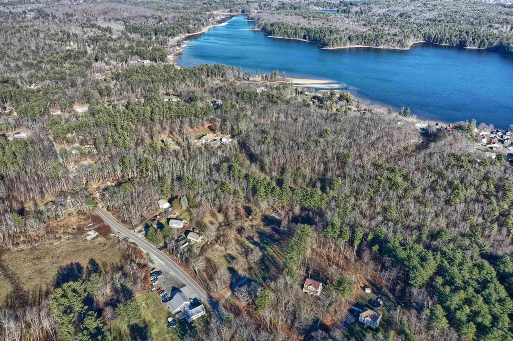 358 Island Pond Road Derry NH 03038