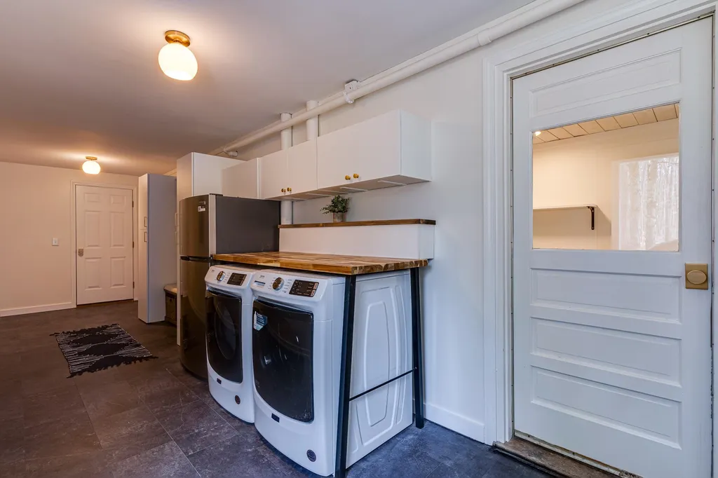 136 Kingston Road Exeter NH 03833