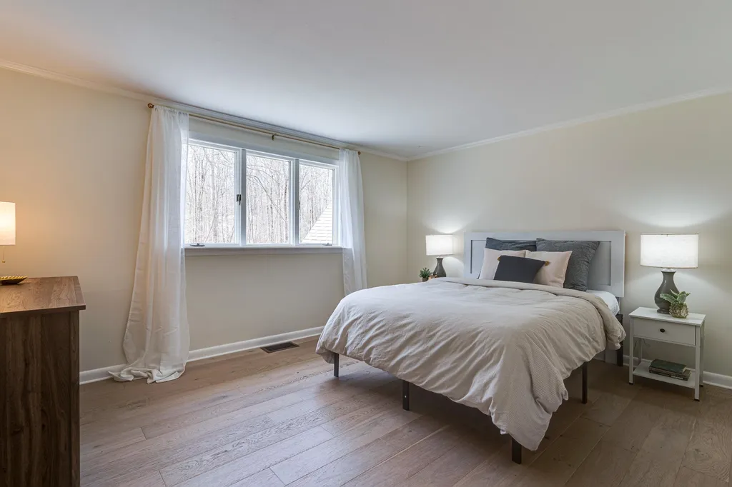 136 Kingston Road Exeter NH 03833