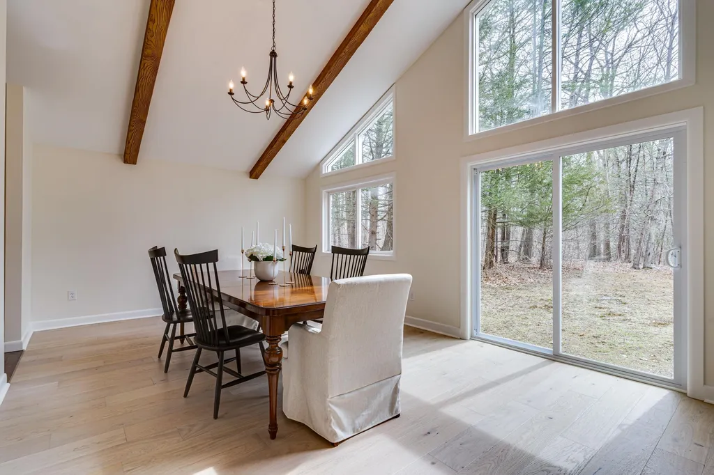 136 Kingston Road Exeter NH 03833