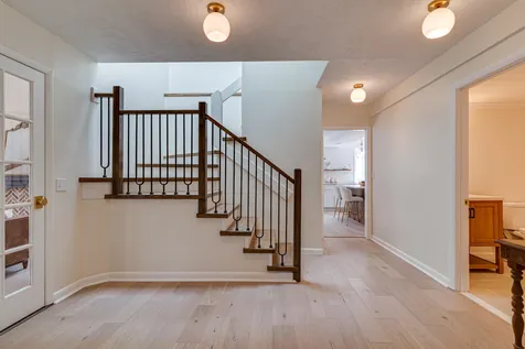 136 Kingston Road Exeter NH 03833