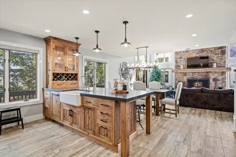 14 Middle Ridge Road Winhall VT 05340