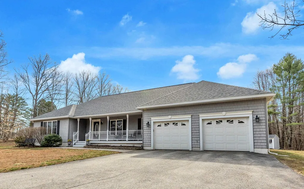 14 Granny Howe Road Chichester NH 03258