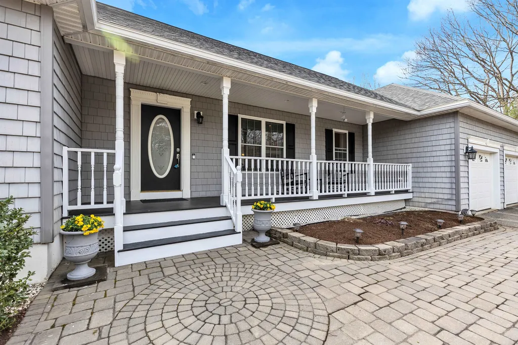 14 Granny Howe Road Chichester NH 03258