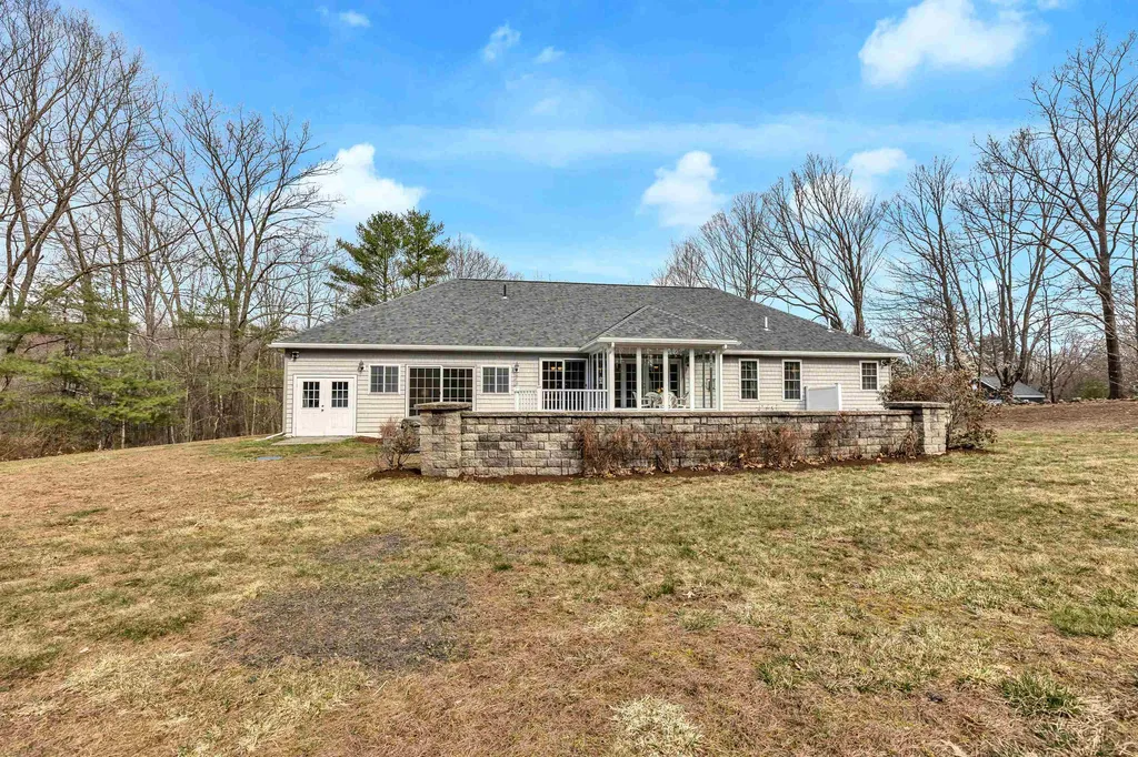 14 Granny Howe Road Chichester NH 03258