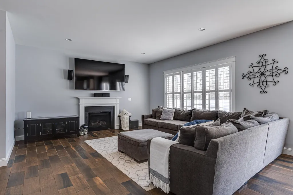 150 Emerald Lane Dover NH 03820