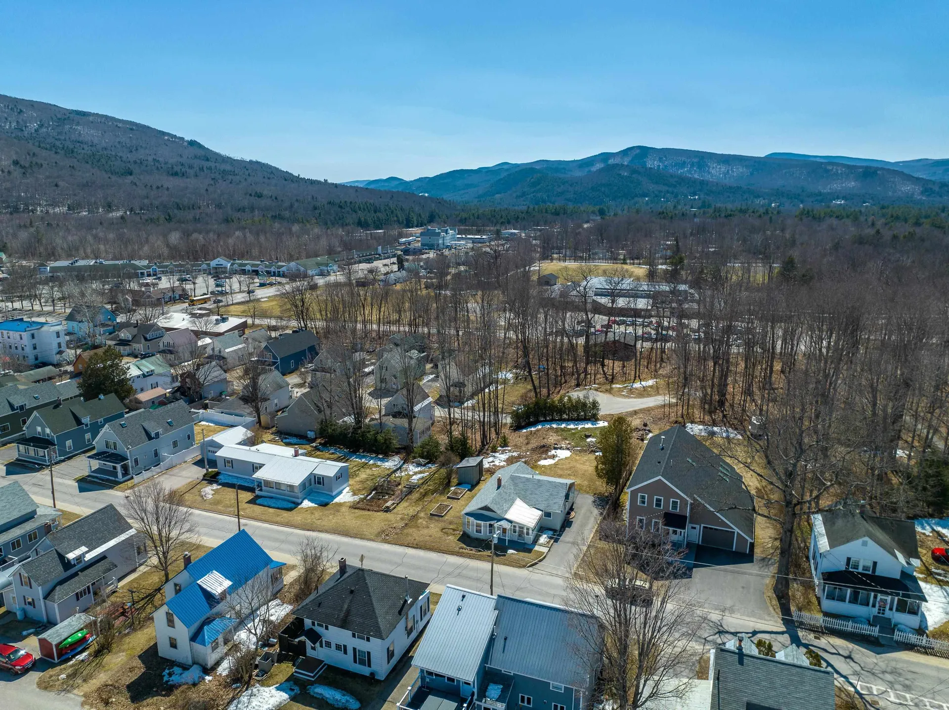25 School Street Lincoln NH 03251