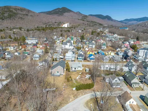 25 School Street Lincoln NH 03251