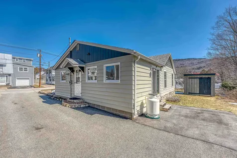 25 School Street Lincoln NH 03251