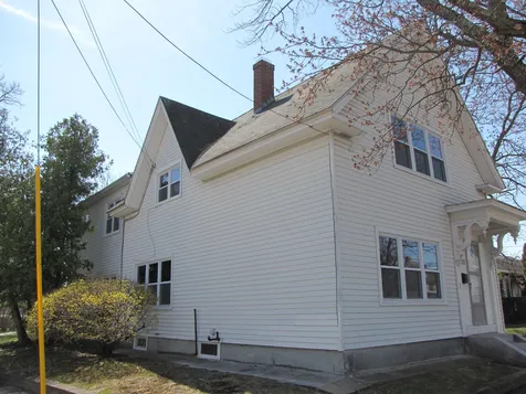 711 Hanover Street Manchester NH 03104