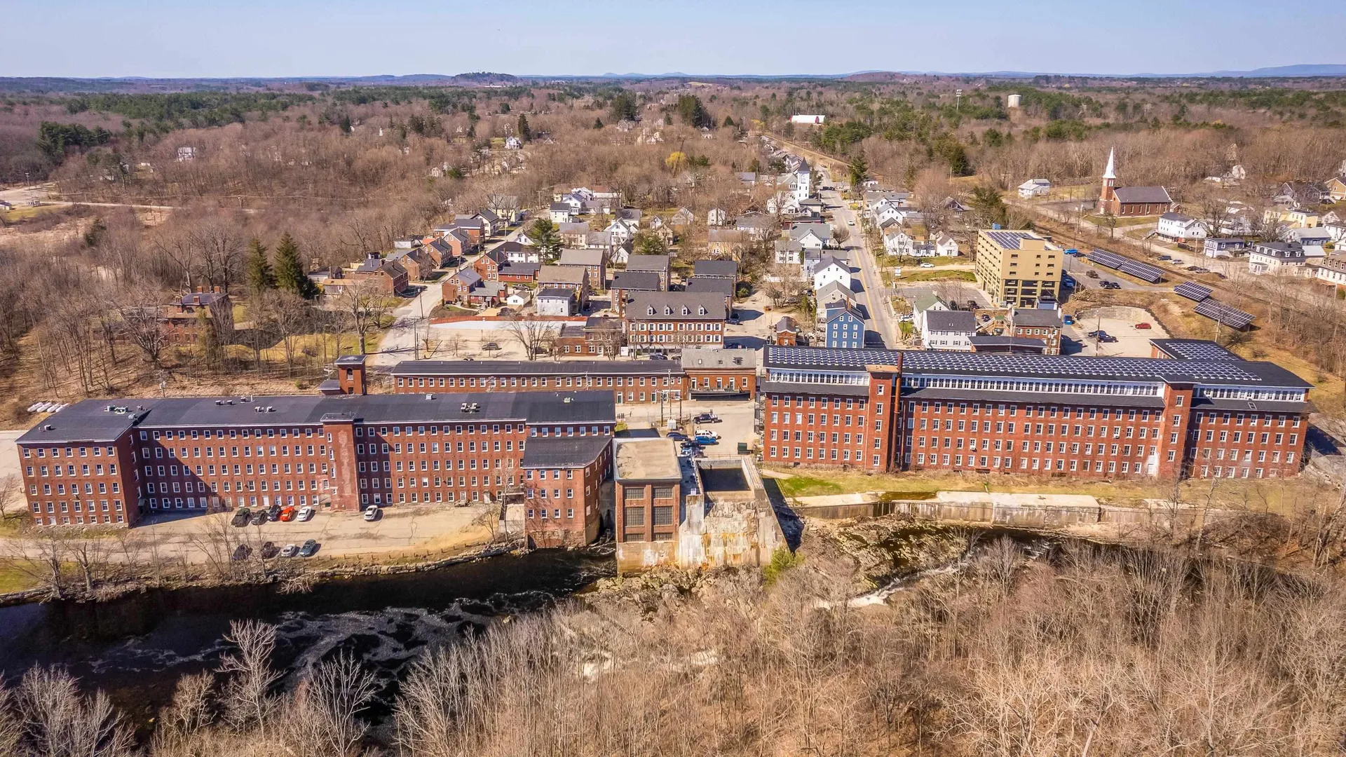 Rollinsford NH, 1,9 Front Street