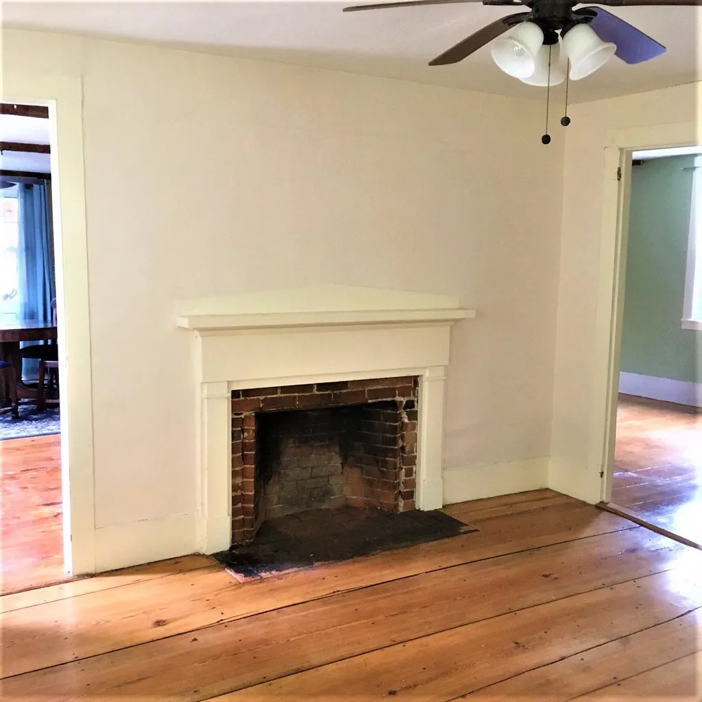 3 Milford Street Brookline NH 03033