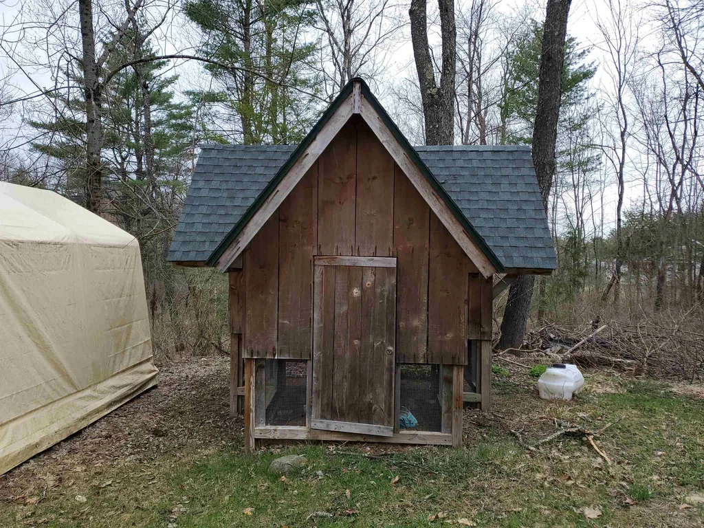 20 Blaisdell Road Newport NH 03773