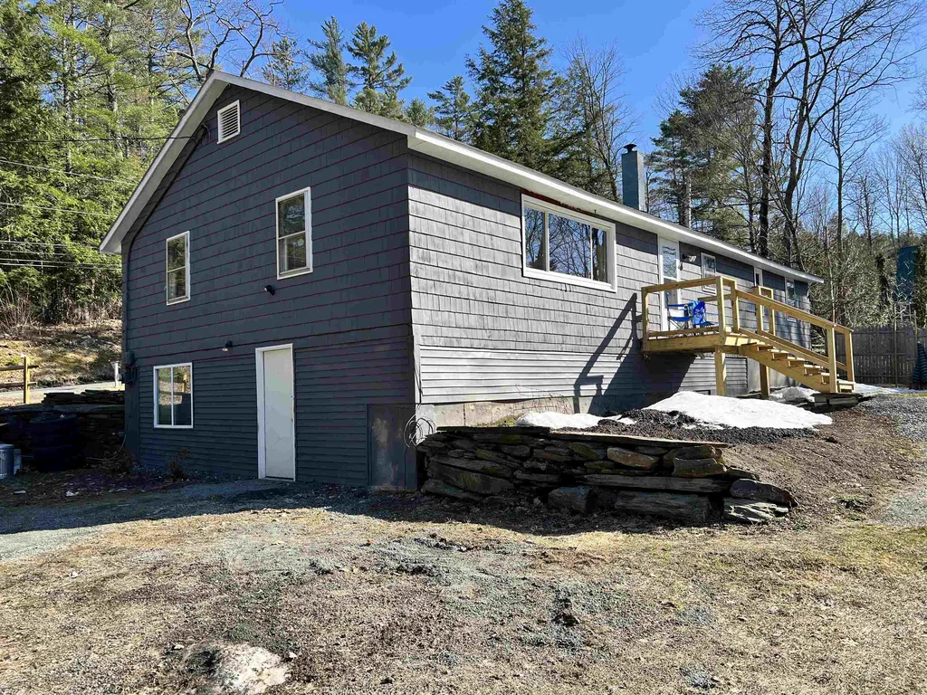 415 Bliss Road Hartford VT 05001