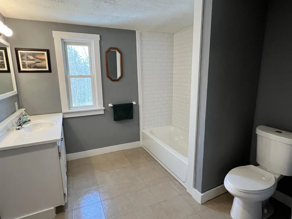 415 Bliss Road Hartford VT 05001