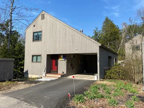 111 Coburn Avenue Nashua NH 03063-0000