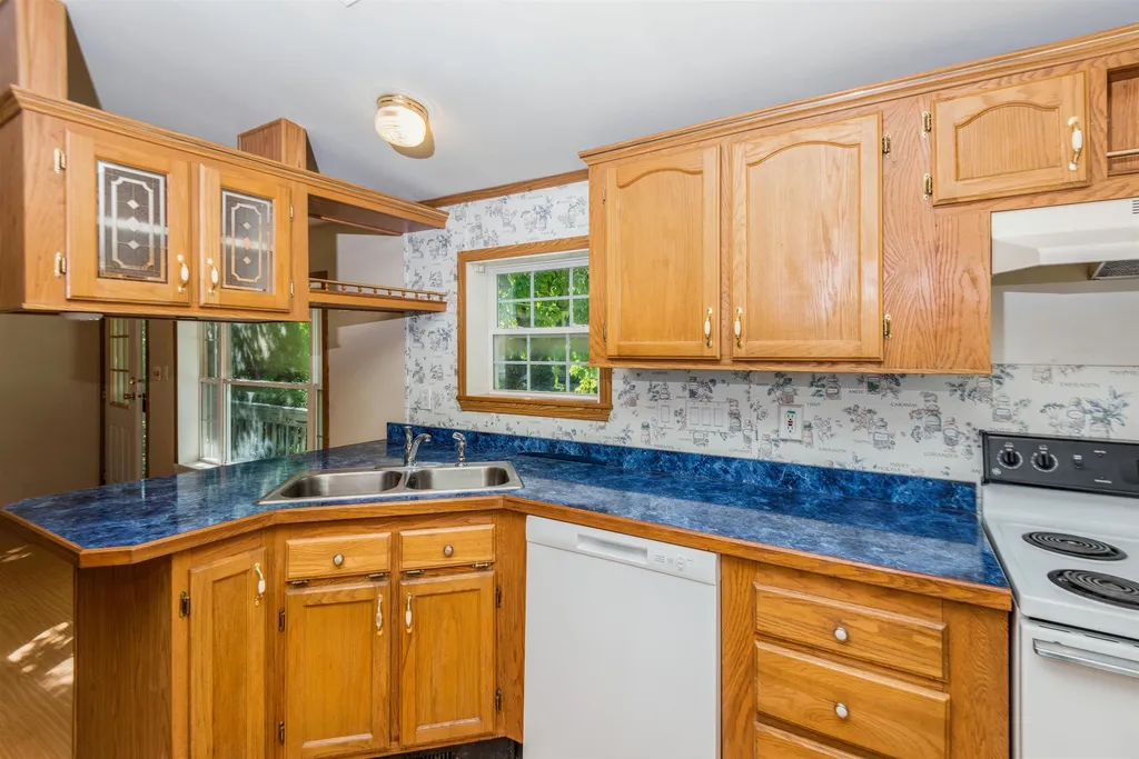 40 Great Brook Drive Belmont NH 03220