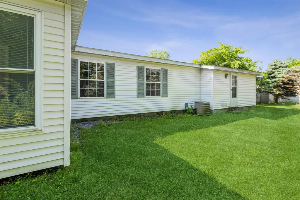 40 Great Brook Drive Belmont NH 03220