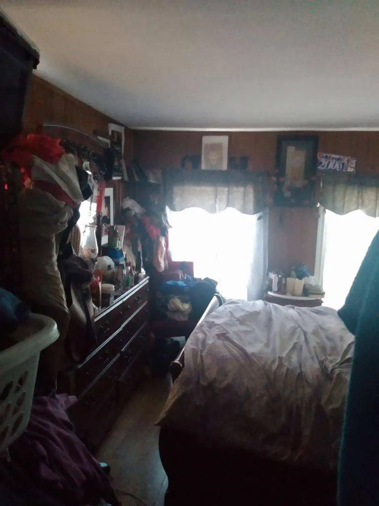 53-55 Elm Street Claremont NH 03743