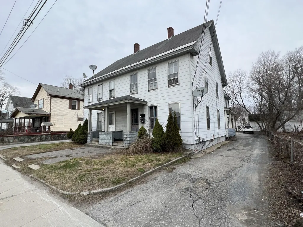 53-55 Elm Street Claremont NH 03743