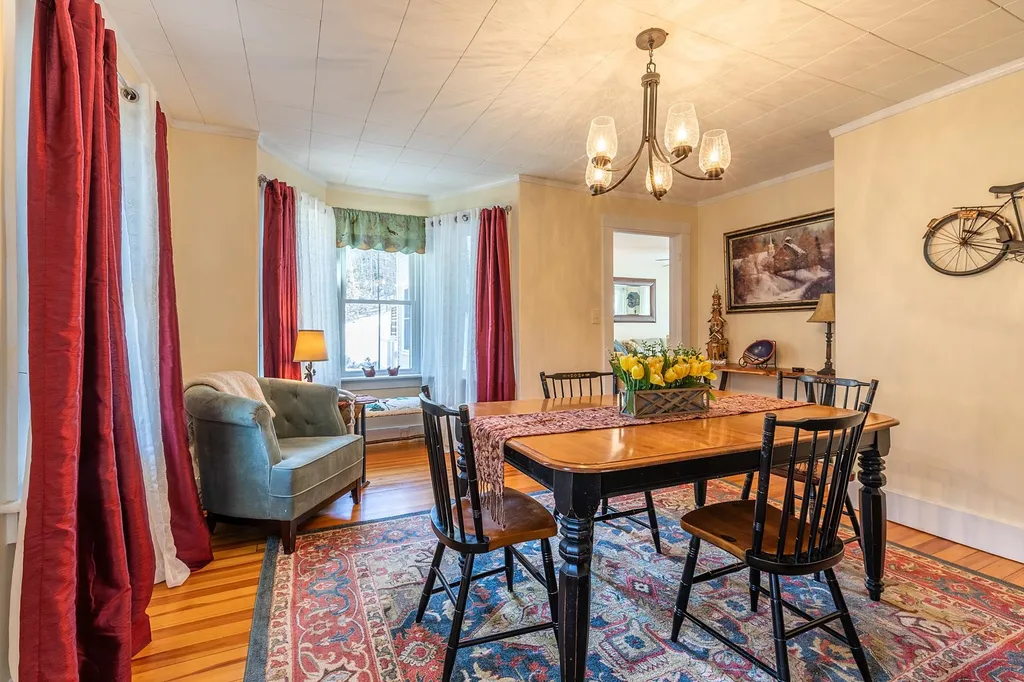 3256 South Road Woodstock VT 05091