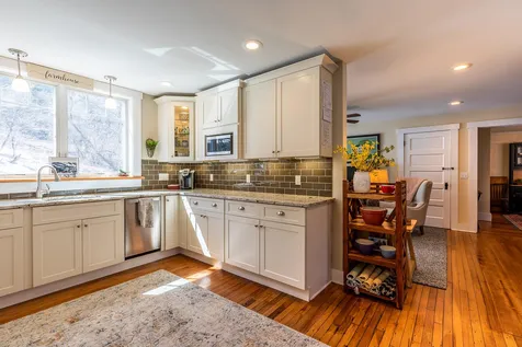3256 South Road Woodstock VT 05091
