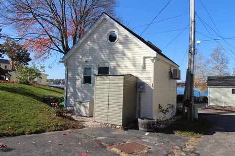 144 Lake Street Laconia NH 03246