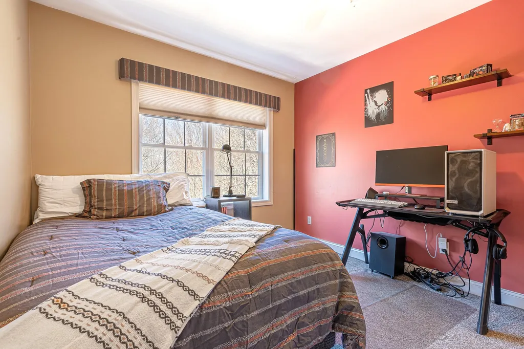 42 Tyler Drive Goffstown NH 03045