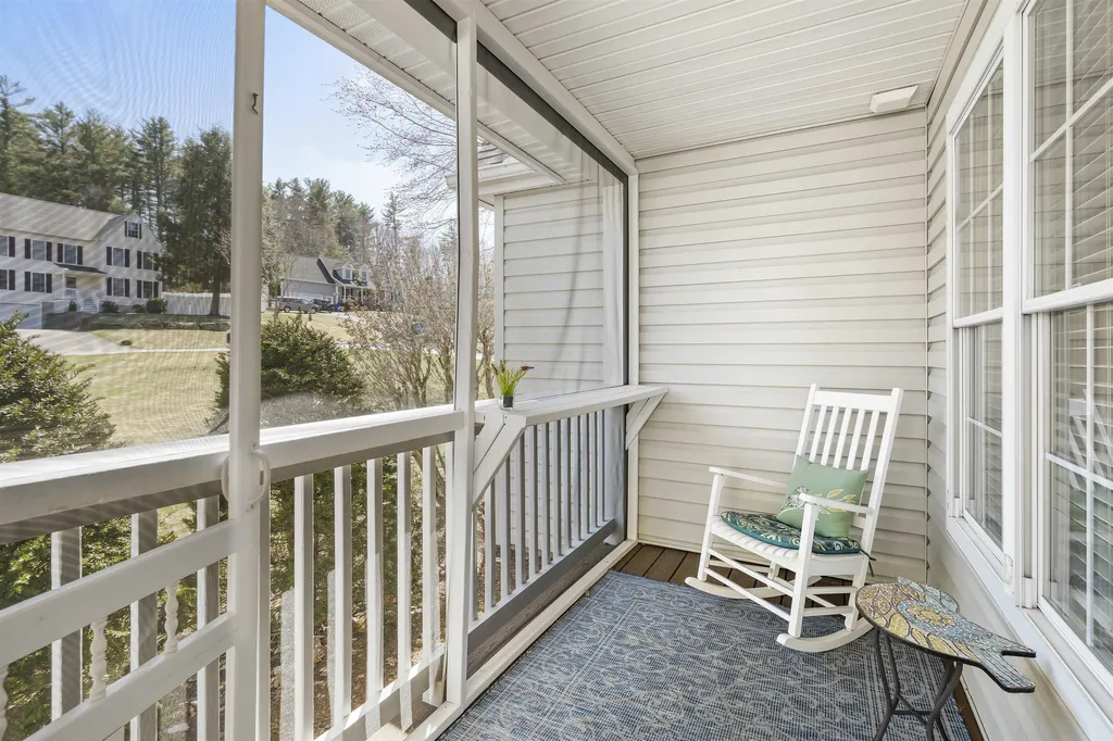 42 Tyler Drive Goffstown NH 03045