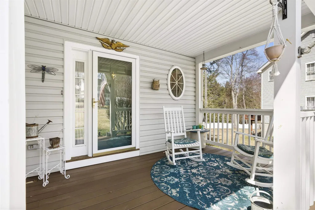 42 Tyler Drive Goffstown NH 03045
