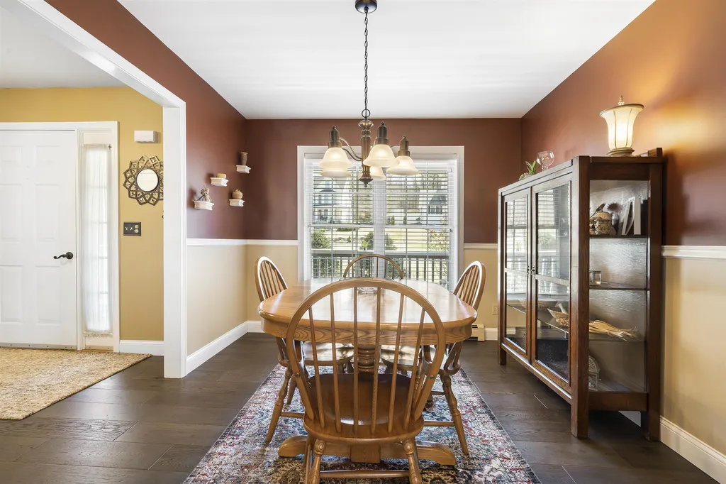 42 Tyler Drive Goffstown NH 03045