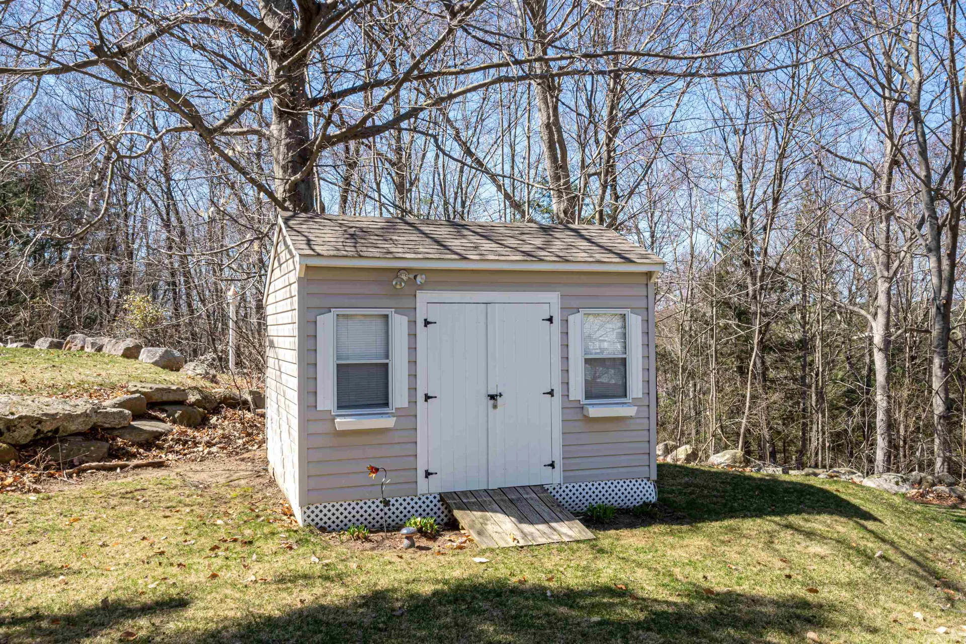 42 Tyler Drive Goffstown NH 03045