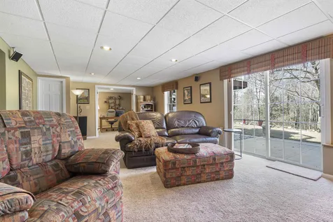 42 Tyler Drive Goffstown NH 03045