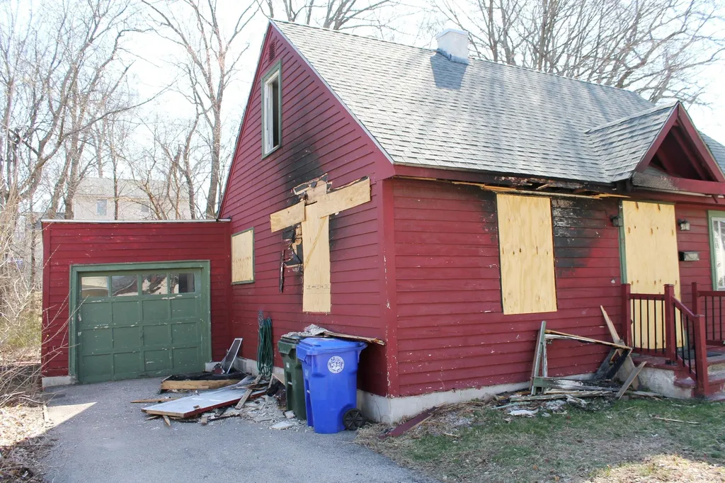 885 Beech Street Manchester NH 03104