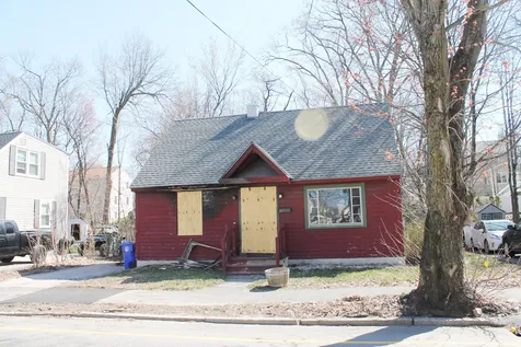 885 Beech Street Manchester NH 03104